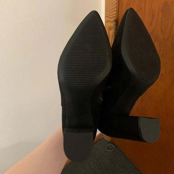 Shoe Dazzle Rosamund Block Heeled Booties - Picture 7 of 7